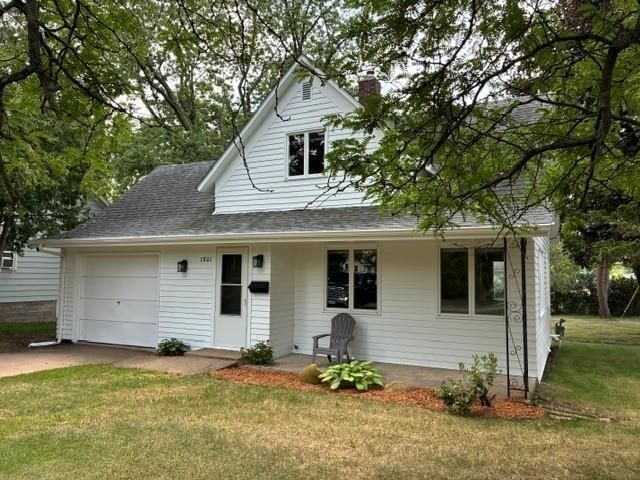 1801 Altoona Avenue, Eau Claire, WI 54701