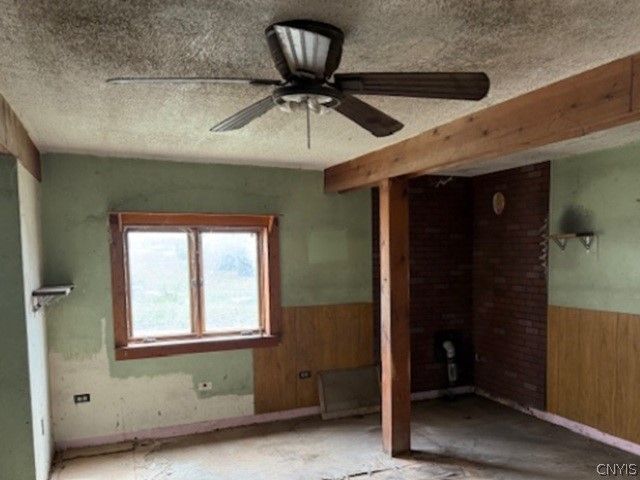 16 West 10th Street E, Jamestown, NY 14701