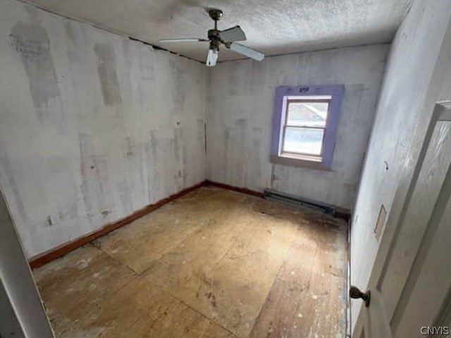 16 West 10th Street E, Jamestown, NY 14701