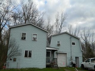 16 West 10th Street E, Jamestown, NY 14701