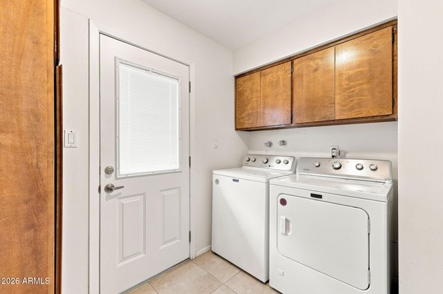 4231 W PURDUE Avenue, Phoenix, AZ 85051