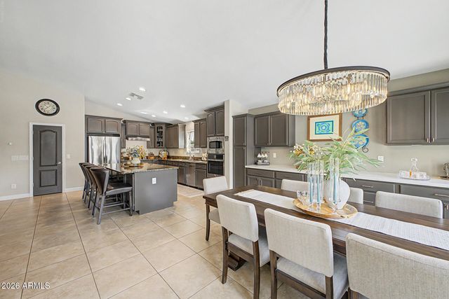 9535 W HARMONY Lane, Peoria, AZ 85382