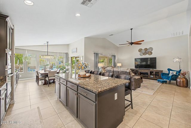 9535 W HARMONY Lane, Peoria, AZ 85382