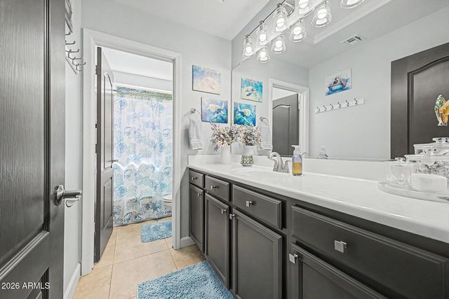 9535 W HARMONY Lane, Peoria, AZ 85382