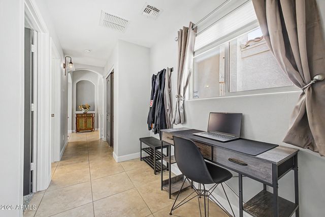 9535 W HARMONY Lane, Peoria, AZ 85382