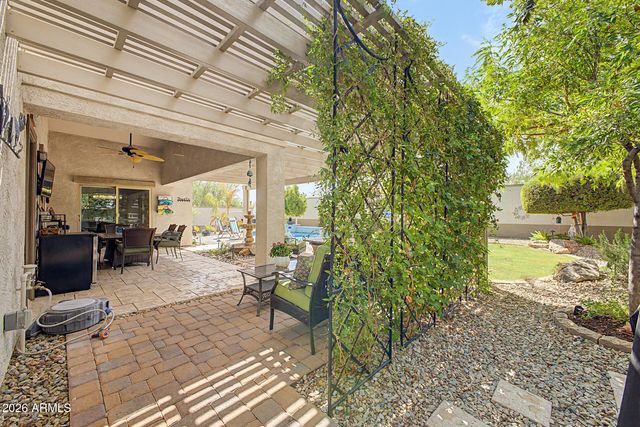 9535 W HARMONY Lane, Peoria, AZ 85382