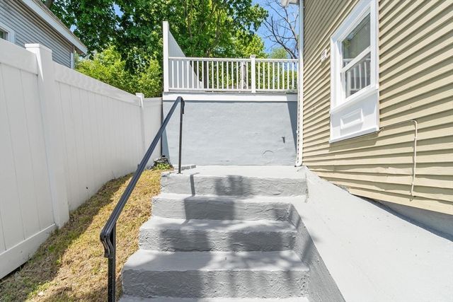 449 Western Ave, Lynn, MA 01904