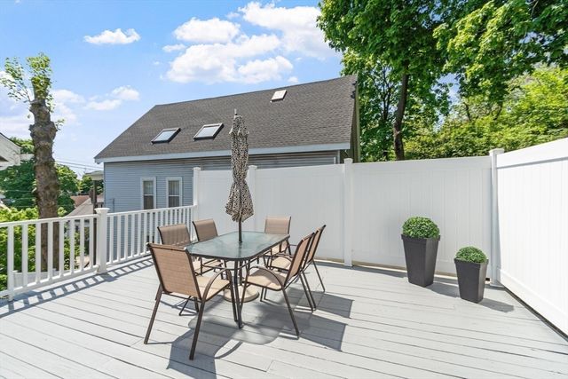 449 Western Ave, Lynn, MA 01904