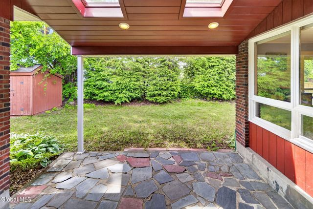 30 Colonial Avenue, Albany, NY 12203