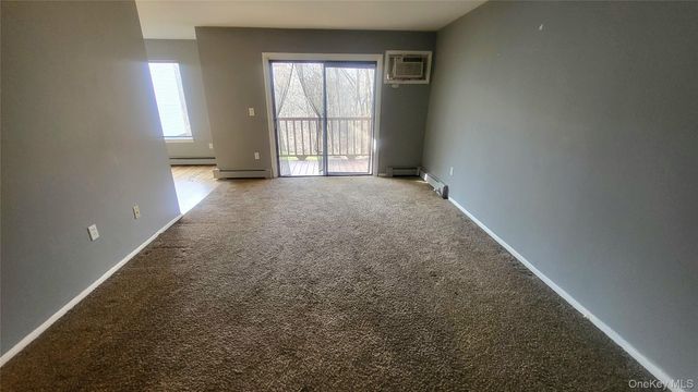 3 Hook Road 72D, Poughkeepsie, NY 12601