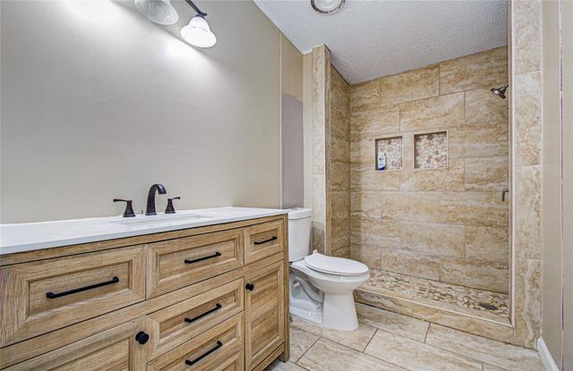 21526 Juliann Alyes, Porter, TX 77365