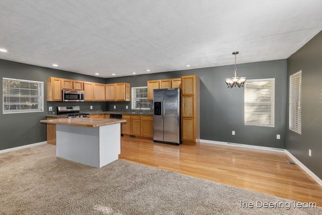 1621 Southampton Drive SE, Grand Rapids, MI 49508