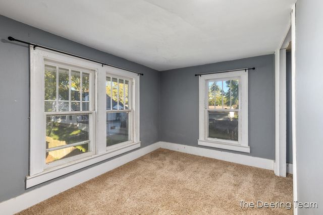 1621 Southampton Drive SE, Grand Rapids, MI 49508