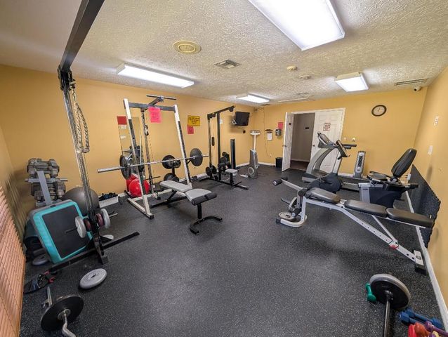 2460 SW Versailles Terrace, Stuart, FL 34997