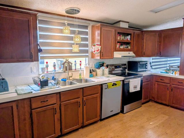 2460 SW Versailles Terrace, Stuart, FL 34997