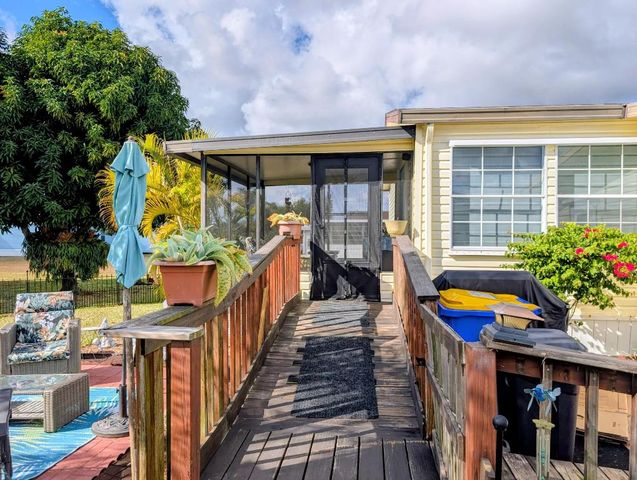 2460 SW Versailles Terrace, Stuart, FL 34997