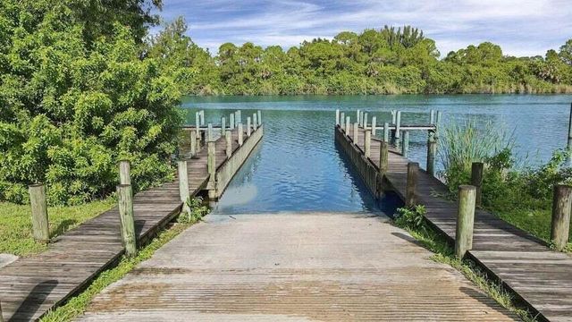 2460 SW Versailles Terrace, Stuart, FL 34997