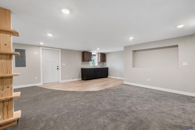 324 OAKLAND, Rapid City, SD 57701