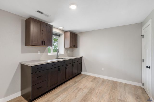 324 OAKLAND, Rapid City, SD 57701