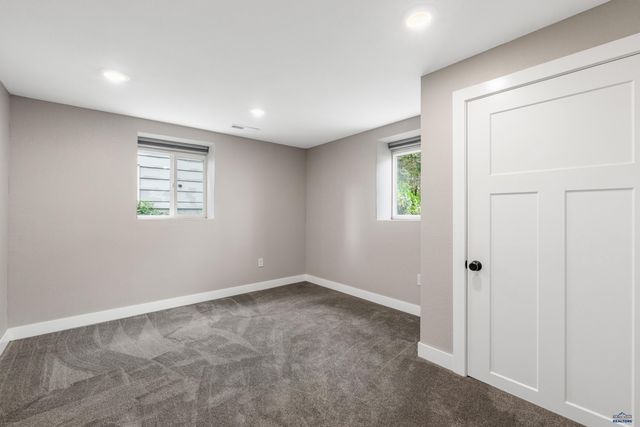 324 OAKLAND, Rapid City, SD 57701