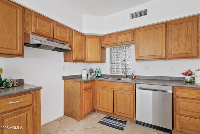 1014 E 10TH Street, Casa Grande, AZ 85122