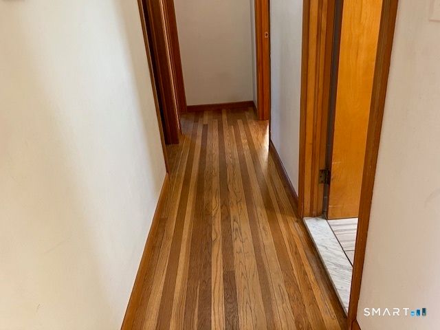 12 Dune Road, Enfield, CT 06082