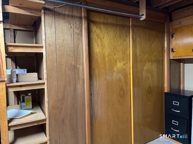 12 Dune Road, Enfield, CT 06082