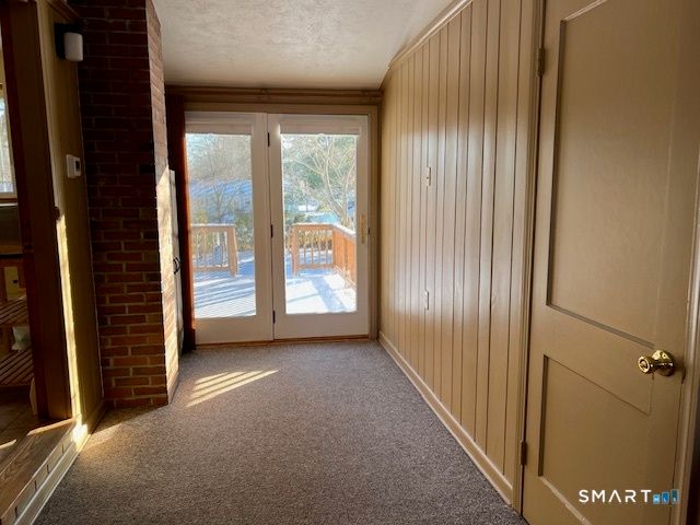 12 Dune Road, Enfield, CT 06082