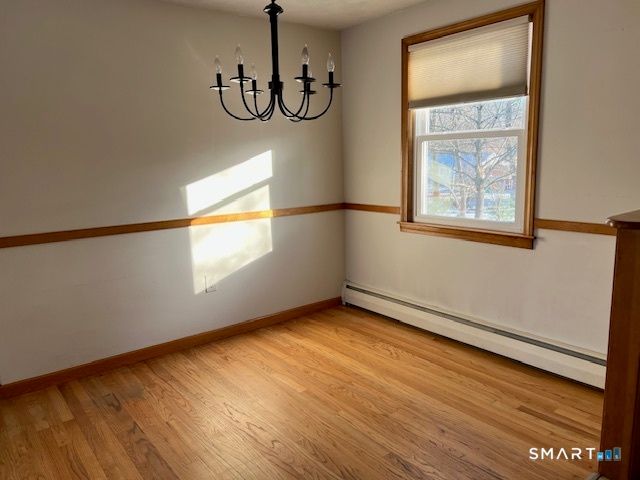 12 Dune Road, Enfield, CT 06082