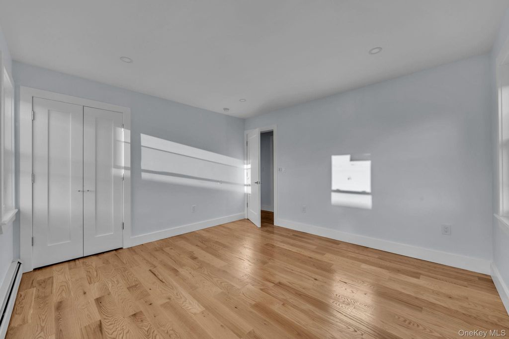 18406 144th Avenue, Addisleigh Park, NY 11413 — photo 4