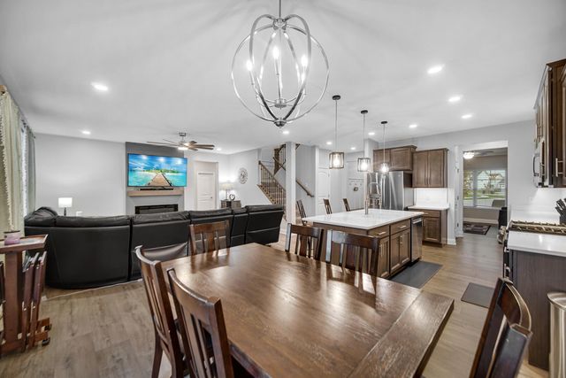 540 Lily Court, Valparaiso, IN 46385