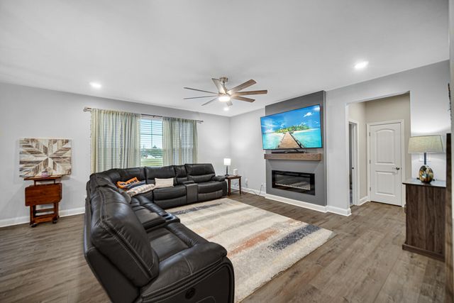 540 Lily Court, Valparaiso, IN 46385