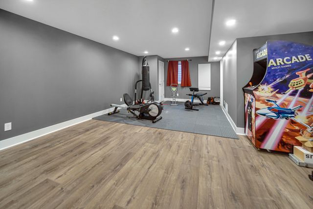 540 Lily Court, Valparaiso, IN 46385