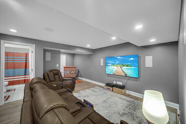 540 Lily Court, Valparaiso, IN 46385