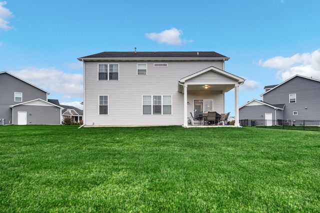 540 Lily Court, Valparaiso, IN 46385