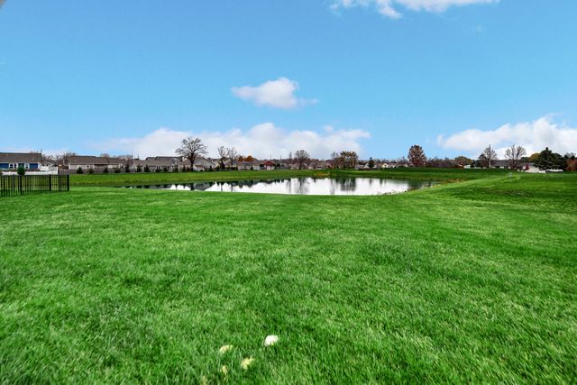 540 Lily Court, Valparaiso, IN 46385