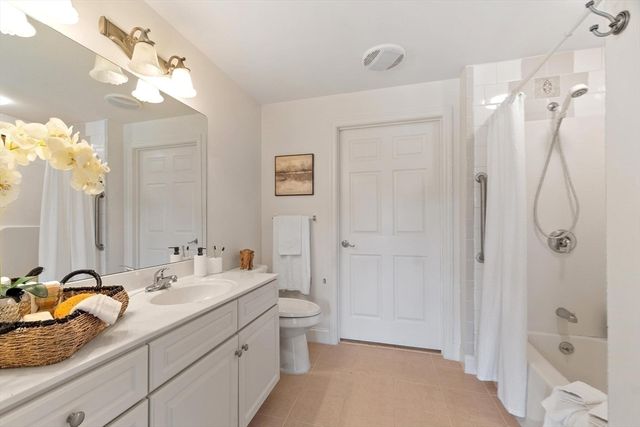 1213 Emerald Court 1213, Tewksbury, MA 01876