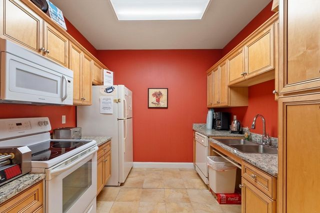 1213 Emerald Court 1213, Tewksbury, MA 01876