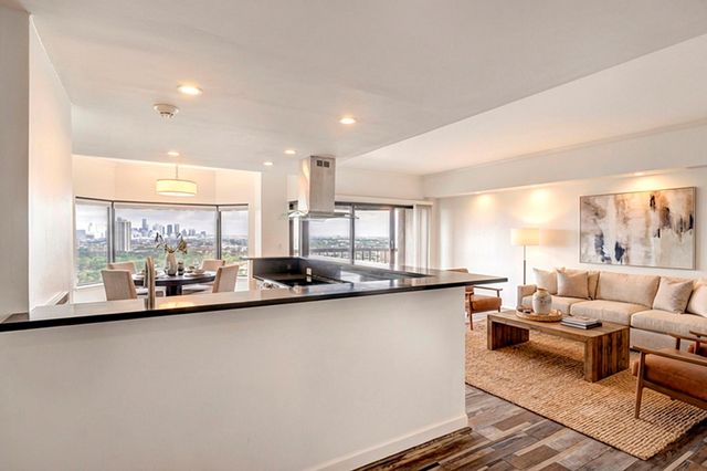 2001 Holcombe Boulevard 2304, Houston, TX 77030