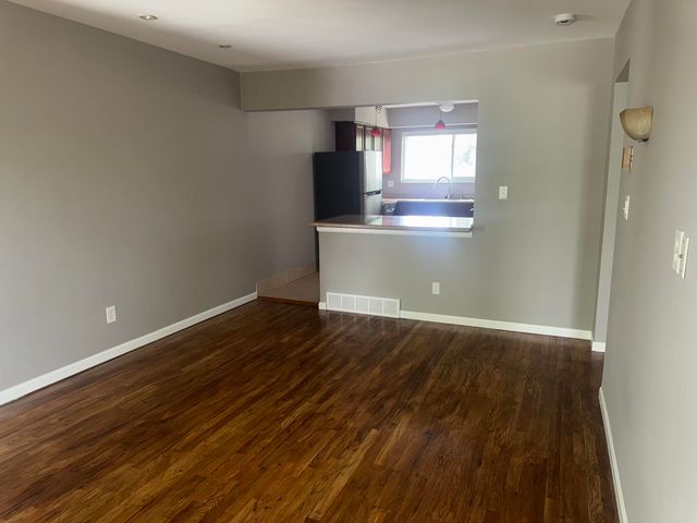 4859 Mansfield Avenue 8H, Royal Oak City, MI 48073