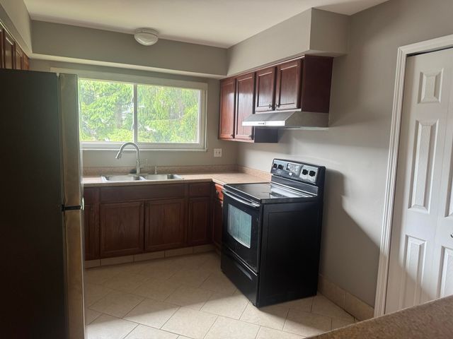 4859 Mansfield Avenue 8H, Royal Oak City, MI 48073