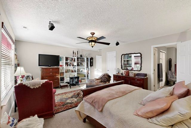 10224 Nacimiento Street NW, Albuquerque, NM 87114