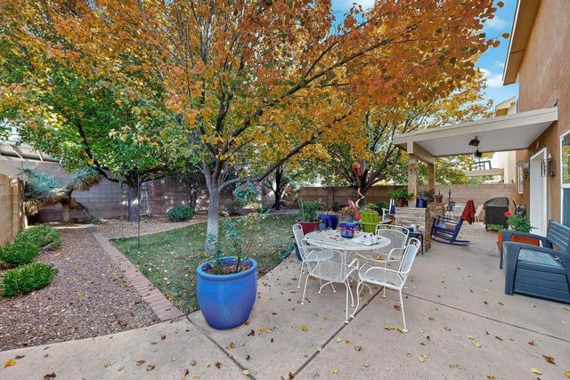 10224 Nacimiento Street NW, Albuquerque, NM 87114