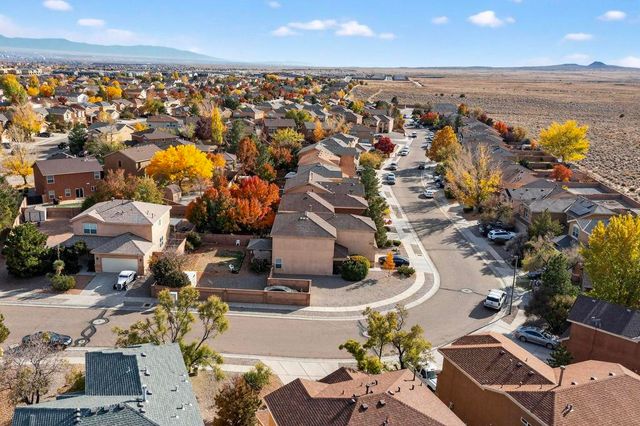 10224 Nacimiento Street NW, Albuquerque, NM 87114