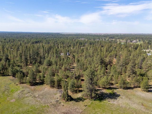 14725 S STANGLAND Rd, Cheney, WA 99004