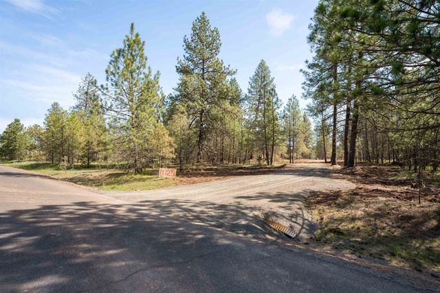 14725 S STANGLAND Rd, Cheney, WA 99004