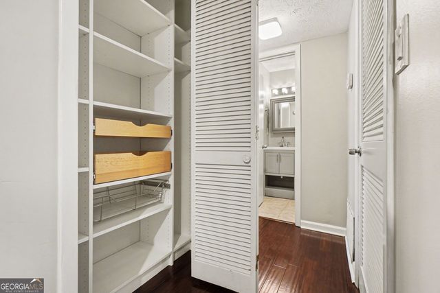 918 Dunbar Drive, Atlanta, GA 30338