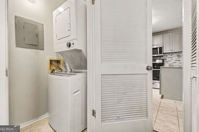 918 Dunbar Drive, Atlanta, GA 30338