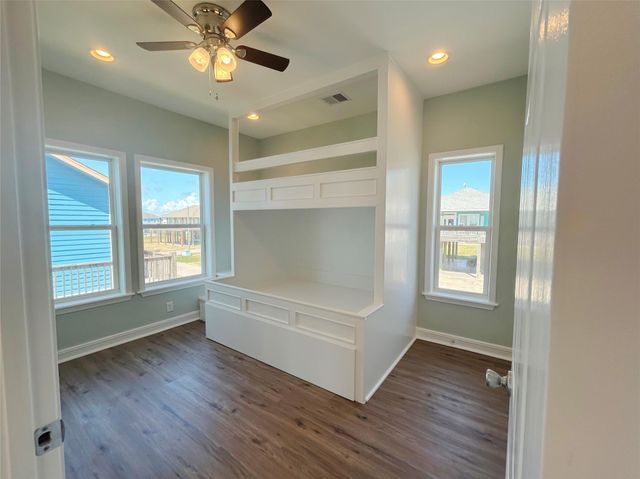 2634 Whitecap, Crystal Beach, TX 77650
