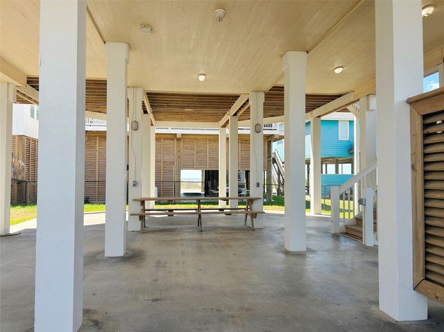 2634 Whitecap, Crystal Beach, TX 77650